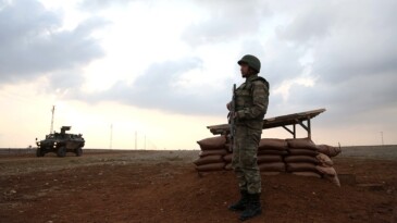 Şanlıurfa Valiliği: Hudut karakoluna düzenlenen hain saldırıda bir asker şehit oldu, bir asker yaralandı