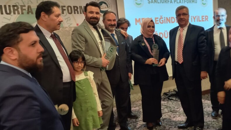 ŞANLIURFA PLATFORMU’NDAN ‘’MESLEĞİNDE EN İYİLER’’ ÖDÜLÜ 