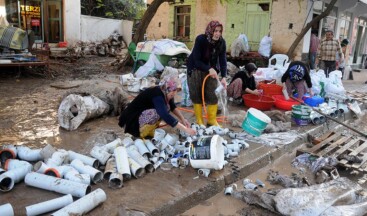 Antalya Kumluca’da hayat normale dönmeye başladı