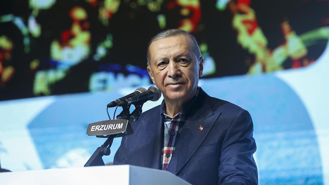 Cumhurbaşkanı Erdoğan: Karadeniz'de keşfettiğimiz doğal gazı 2023'ün ilk çeyreğinde evlerimizde kullanacağız