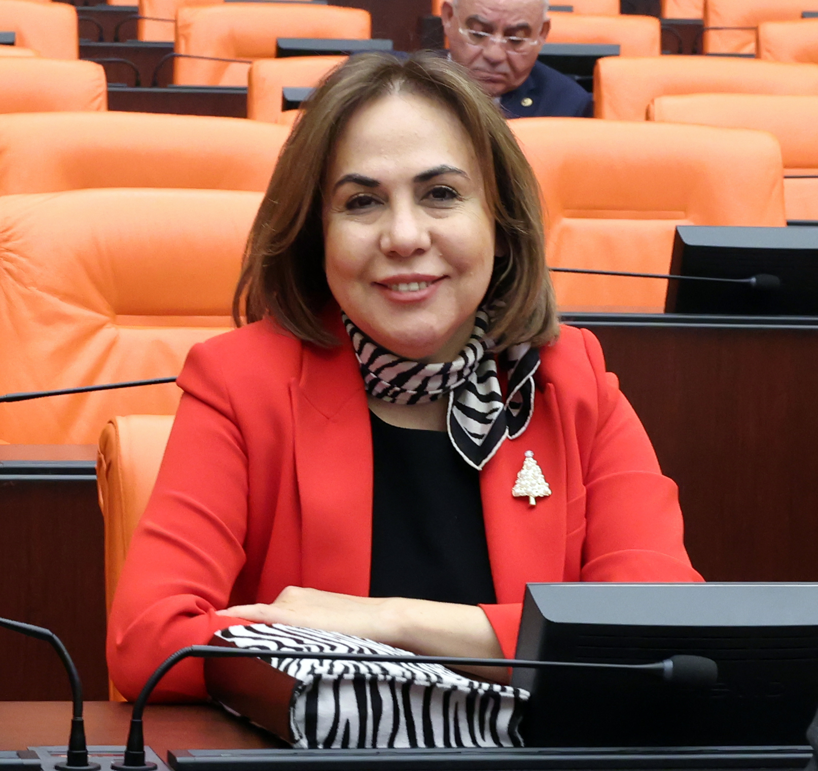 AK PARTİ MERSİN MİLLETVEKİLİ ZEYNEP GÜL YILMAZ