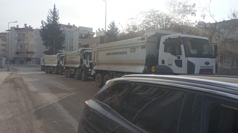 Şanlıurfa Büyükşehir’den Adıyaman’a Araç Sevkiyatı