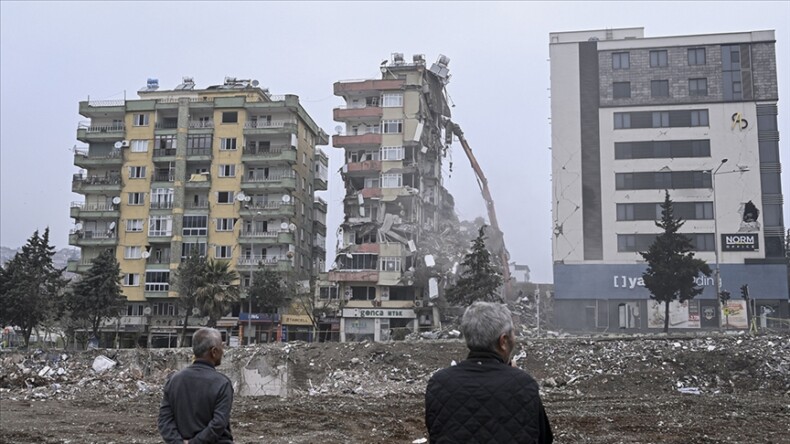 Kahramanmaraş’ta Bina Yıkım ve Enkaz Kaldırma Çalışmaları 13 Mahallede Devam Edecek