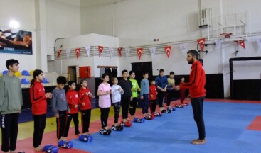 KARAKÖPRÜ’DE ÇOCUKLAR SPORLA GELİŞİYOR