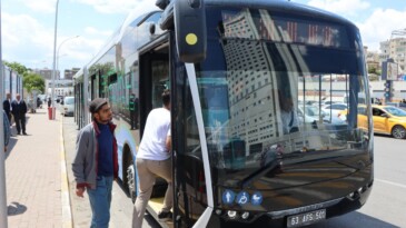 Depremzedeler İçin Ücretsiz Ulaşım 3 Ay Daha Uzatıldı