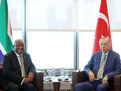 Cumhurbaşkanı Erdoğan, Güney Afrika Devlet Başkanı Ramaphosa ile bir araya geldi