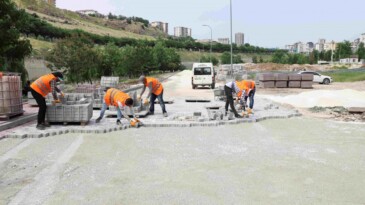 KARAKÖPRÜ’DE ÜSTYAPI ÇALIŞMALARI SÜRÜYOR