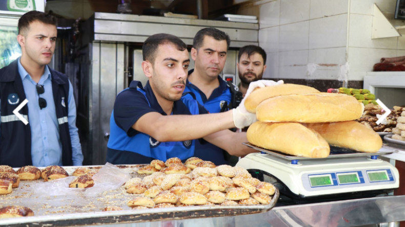 HALİLİYE ZABITASINDAN FIRINLARA GRAMAJ VE BACA DENETİMİ