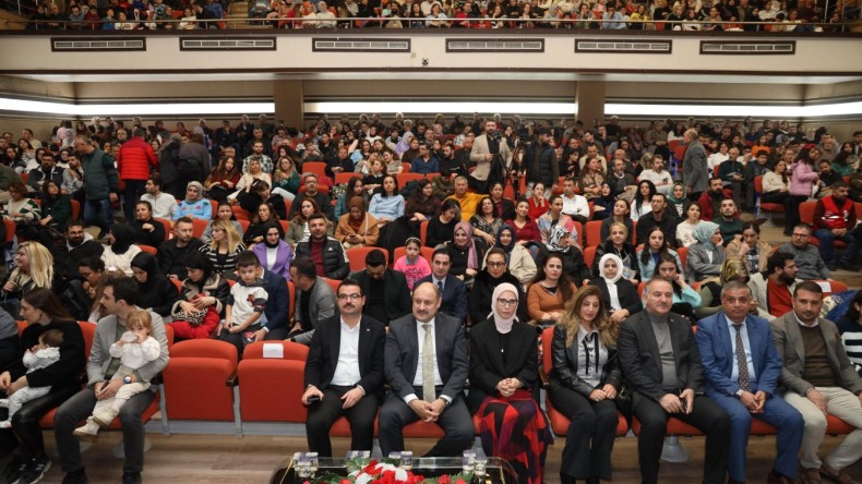 Antakya Medeniyetler Korosu, Şanlıurfa’da Unutulmaz Bir Konser Verdi