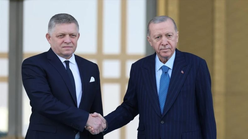 Cumhurbaşkanı Erdoğan, Slovak Başbakan ile ortak basın toplantısı gerçekleştirdi