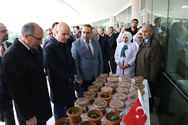 YÖK, Erol Özvar