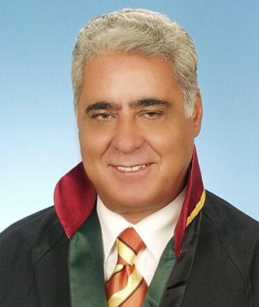 Avukat Mustafa Kuran